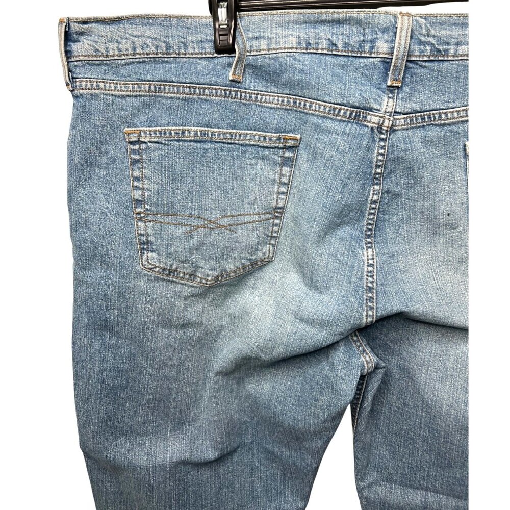Signature Levi Strauss & Co. Mens Bootcut Jeans Blue Light Wash Denim 48/30 - Picture 7 of 13